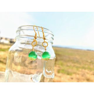 グリーンキャッツアイのピアス(ピアス)