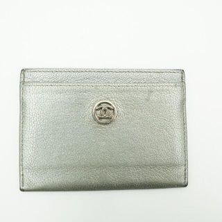 シャネル(CHANEL)の美品 CHANEL シャネル ココボタン ココマーク パスケース カードケース(名刺入れ/定期入れ)