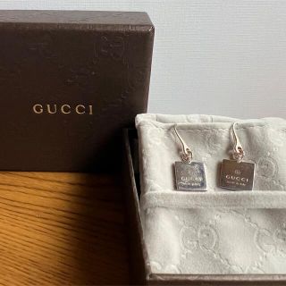 グッチ(Gucci)のGUCCI スクエア プレート ピアス(ピアス)