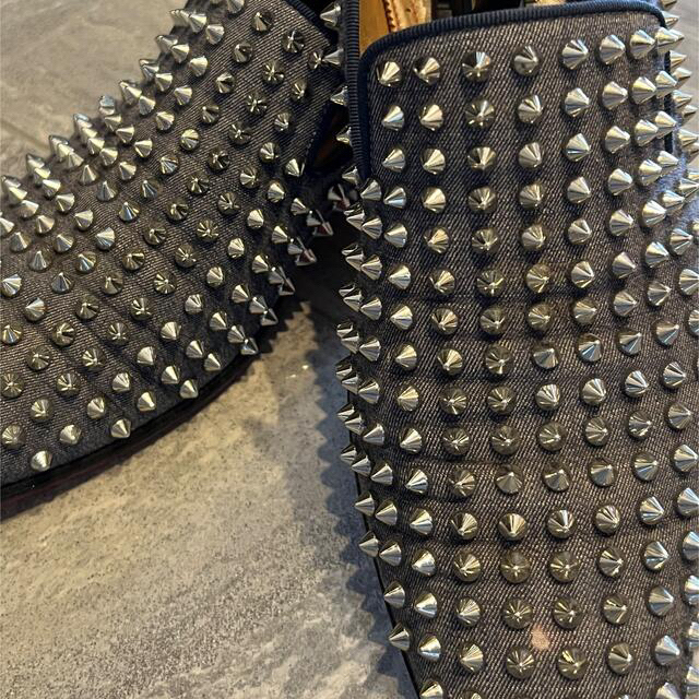 Christian Louboutin(クリスチャンルブタン)のルブタン スタッズデッキシューズ 使用品特価 クリスティアンルブタン ☻ メンズの靴/シューズ(スニーカー)の商品写真
