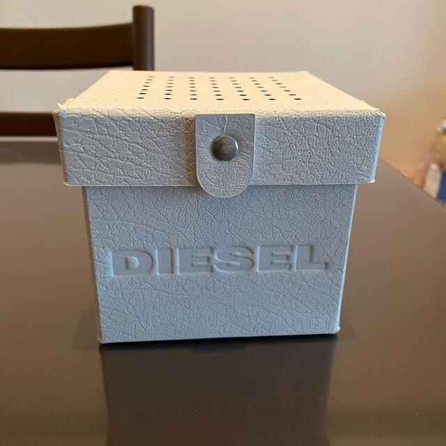 DIESEL - ディーゼル 腕時計の箱の通販 by てんちゃむ's shop ...