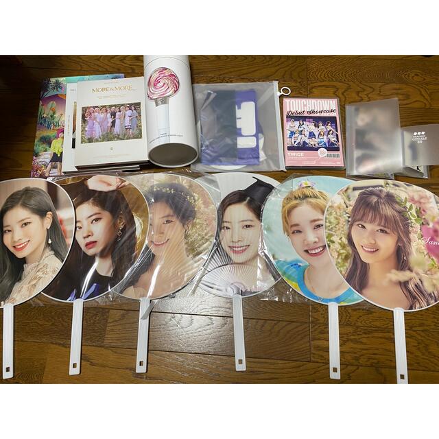 格安人気 TWICE グッズ まとめ売り 【大幅値下げしました