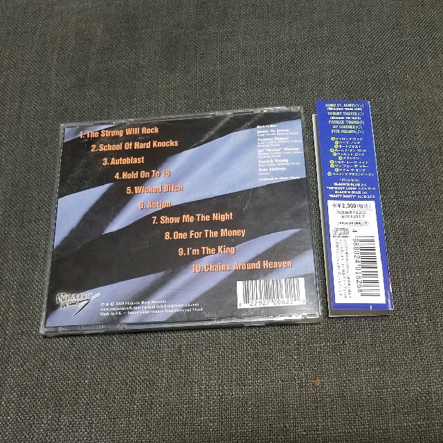 BLACK 'N' BLUE 1st 変則盤 エンタメ/ホビーのCD(ポップス/ロック(洋楽))の商品写真