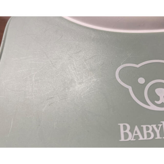 BABYBJORN(ベビービョルン)のベビービョルン　シリコンビブ キッズ/ベビー/マタニティの授乳/お食事用品(お食事エプロン)の商品写真