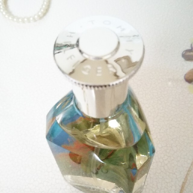 Estee Lauder(エスティローダー)のsapa様専用【エスティローダー】Tommy  Girl香水　100ml コスメ/美容の香水(香水(女性用))の商品写真