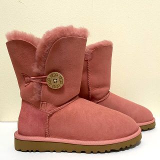 アグ(UGG)の【新品未着用】UGG アグ ムートンブーツ ピンク(ブーツ)