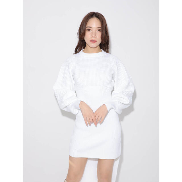 melt the lady bell sleeve knit one-piece