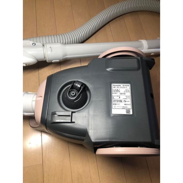 Panasonic 紙パック掃除機　2019年製美品 3