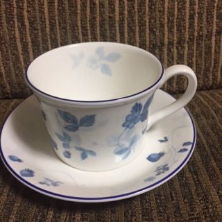 ウェッジウッド(WEDGWOOD)の【新品 未使用】ウェッジウッド ストロベリーブルー カップ&ソーサー カップ(グラス/カップ)