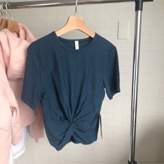 ルルレモン(lululemon)のLululemon ルルレモン Crescent SS Tシャツ(ヨガ)