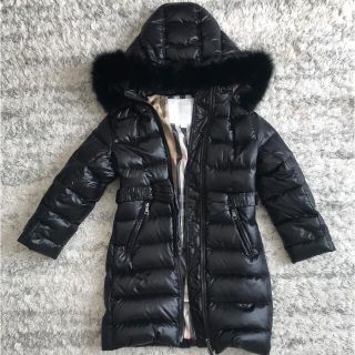 バーバリー(BURBERRY)のBurberry キッズ　ダウン　ブラック　6歳　116cm(ジャケット/上着)