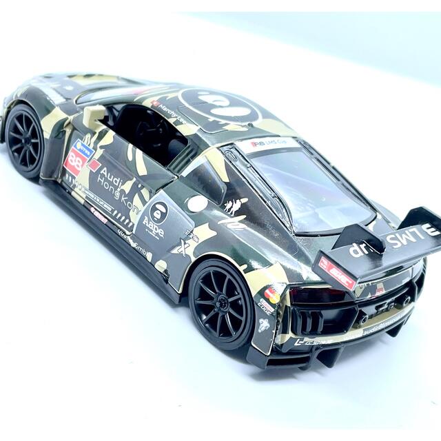 Audi R8 1/32 Aape LMS CUP ダイキャスト ミニカー エンタメ/ホビーのおもちゃ/ぬいぐるみ(ミニカー)の商品写真