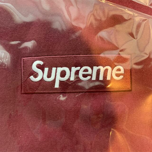 M Supreme Box Logo Hooded Sweatshirt