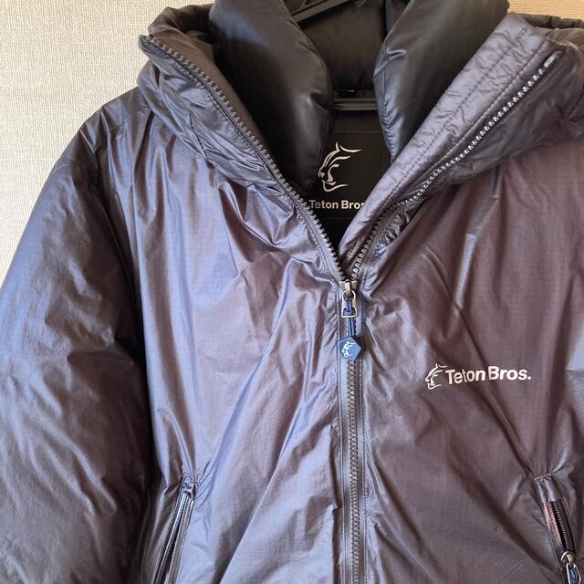 ARC'TERYX(アークテリクス)のほぼ未使用美品 Teton Bros. ハイブリッド ダウン フーディ 黒 XS メンズのジャケット/アウター(ダウンジャケット)の商品写真