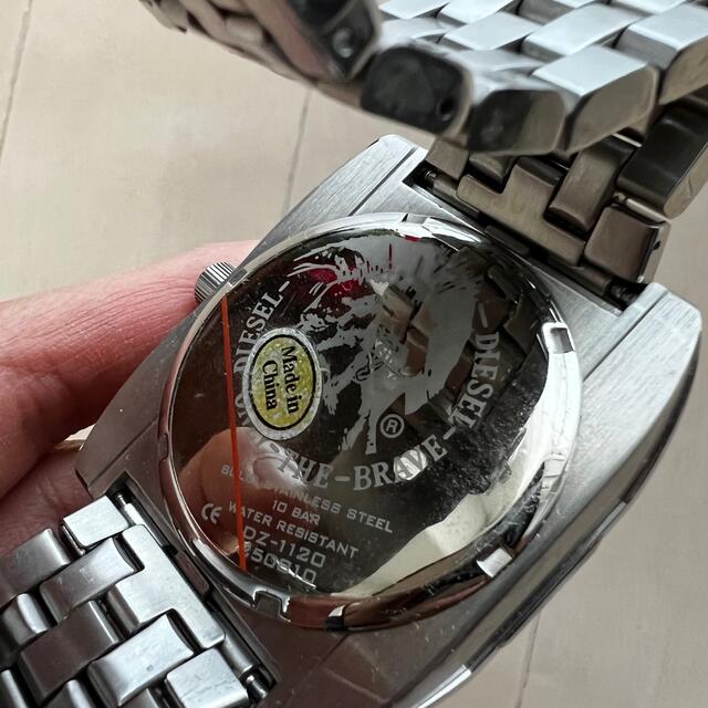 DIESEL(ディーゼル)のディーゼル　腕時計 メンズの時計(金属ベルト)の商品写真