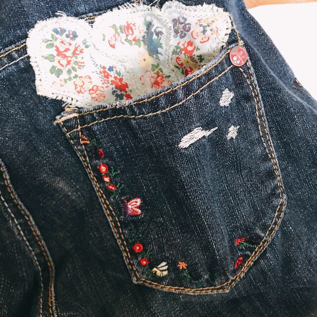 刺繍とパッチワーク デニムパンツ デザインパンツ 猫 鳥 花デニム/ジーンズ