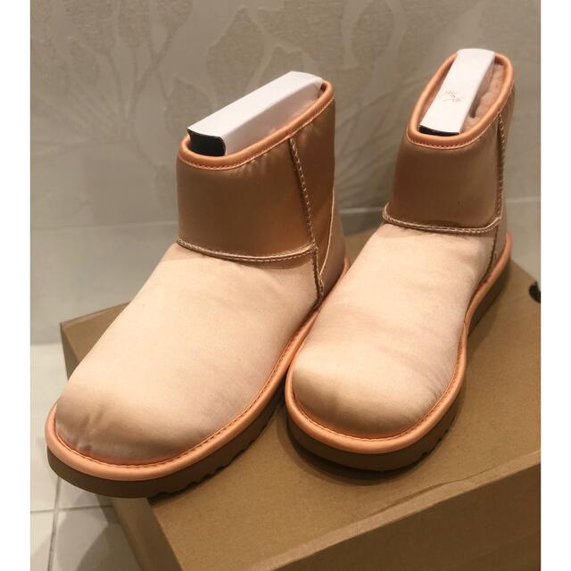 新品ugg ブーツ - ブーツ