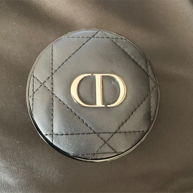 Dior(ディオール)のディオール　クッションファンデーション　1N コスメ/美容のベースメイク/化粧品(ファンデーション)の商品写真