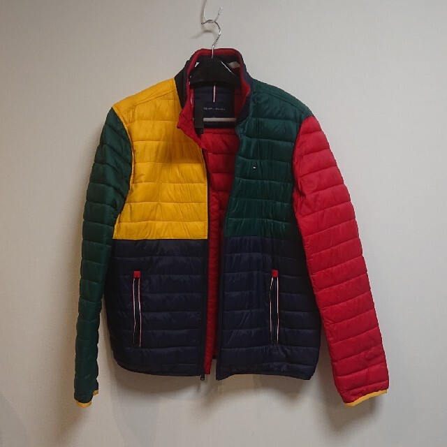 TOMMY HILFIGER(トミーヒルフィガー)のTOMMY  ﾄﾐｰﾋﾙﾌｨｶﾞｰ 中綿ﾗｲﾄﾀﾞｳﾝｼﾞｬｹｯﾄ XL 袋付き メンズのジャケット/アウター(ダウンジャケット)の商品写真