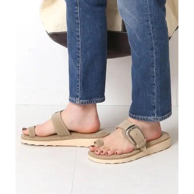 L'Appartement DEUXIEME CLASSE(アパルトモンドゥーズィエムクラス)のCAMINANDO Thumb Loop Sandal 37 レディースの靴/シューズ(サンダル)の商品写真