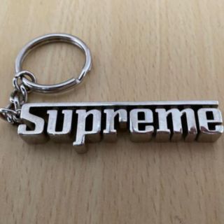 シュプリーム(Supreme)のsupreme キーホルダー　シルバー(バッグパック/リュック)