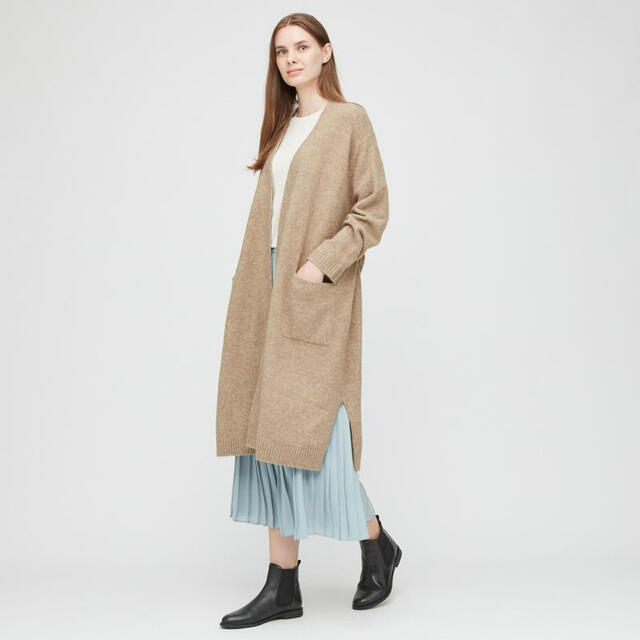 UNIQLO(ユニクロ)の新品　ユニクロ　 スフレヤーンベルテッドロングニットコート　Sサイズ　ベージュ レディースのジャケット/アウター(ロングコート)の商品写真