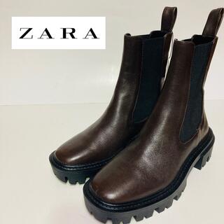 ザラ(ZARA)の【新品タグ付き】ZARA トラックソール レザーアンクルブーツ サイドゴア 36(ブーツ)