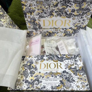 クリスチャンディオール(Christian Dior)のディオールクリスマスコフレ2021(アイシャドウ)