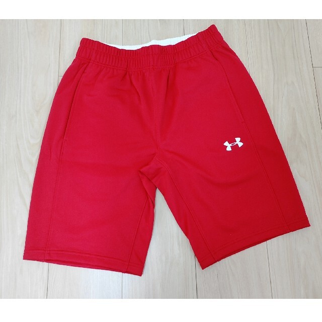 UNDER ARMOUR(アンダーアーマー)の【値下げ】アンダーアーマー　メンズ　ショートパンツ スポーツ/アウトドアのトレーニング/エクササイズ(トレーニング用品)の商品写真