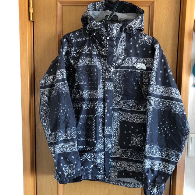 The North Face noverty dot shot jacket