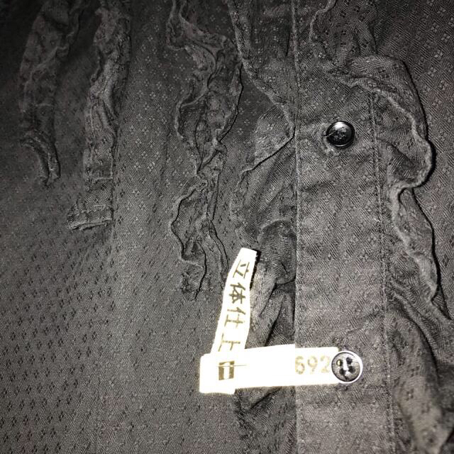 メンズ　ドレスシャツ　ドゥエボットーニ　黒　立体仕立て　フリル　ギャザー メンズのトップス(シャツ)の商品写真