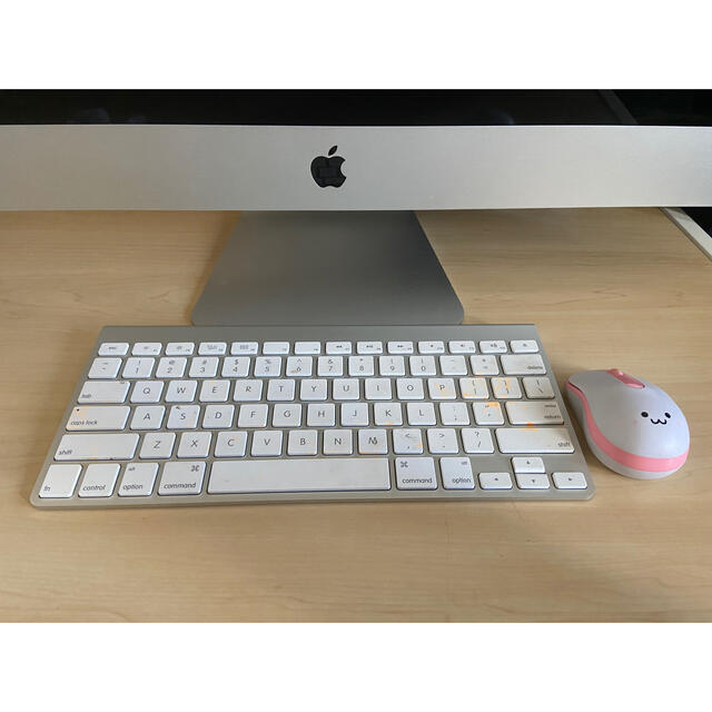 Mac (Apple)(マック)のiMac 27-inch Mid2010 i5 4GB スマホ/家電/カメラのPC/タブレット(デスクトップ型PC)の商品写真