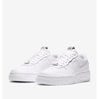 ナイキ(NIKE)の厚底 27.0 NIKE W AIR FORCE 1 PIXEL ピクセル　(スニーカー)