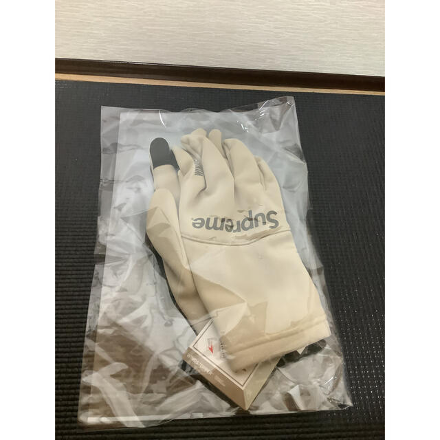 国産 Supreme - Supreme WINDSTOPPER Gloves Stoneの通販 by nikonikopunpun4348's shop｜シュプリームならラクマ 人気新品