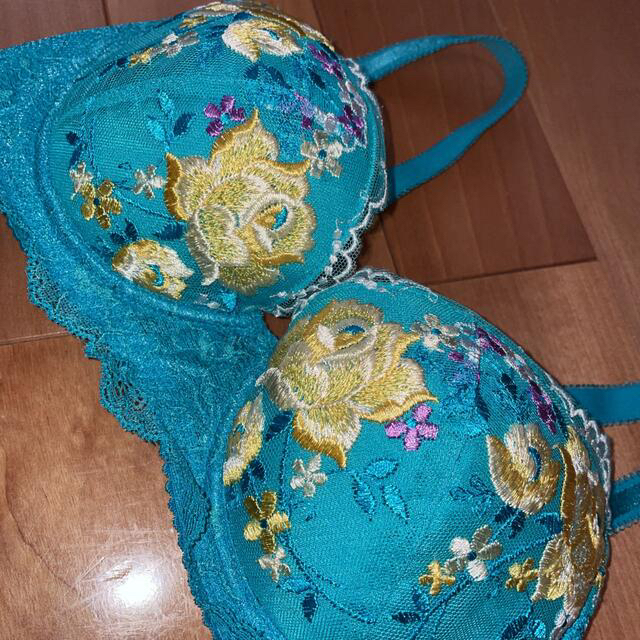 ブランド Wacoal c70 ショーツM セットの通販 by JORIE❤️引越し ...