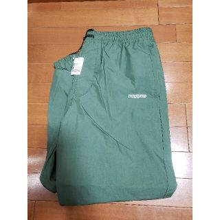 アンディフィーテッド(UNDEFEATED)のUNDEFEATED training pants L Olive(その他)