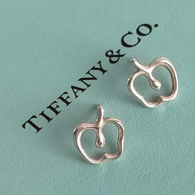 国産超激安 Tiffany & Co. - ティファニーアップルピアスの通販 by キク's shop｜ティファニーならラクマ 通販最安値