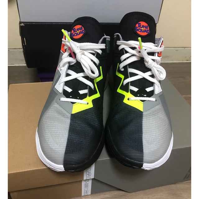 NIKE(ナイキ)のMR.さん専用LEBRON18 セット 30cm 29.5cm中古 メンズの靴/シューズ(スニーカー)の商品写真