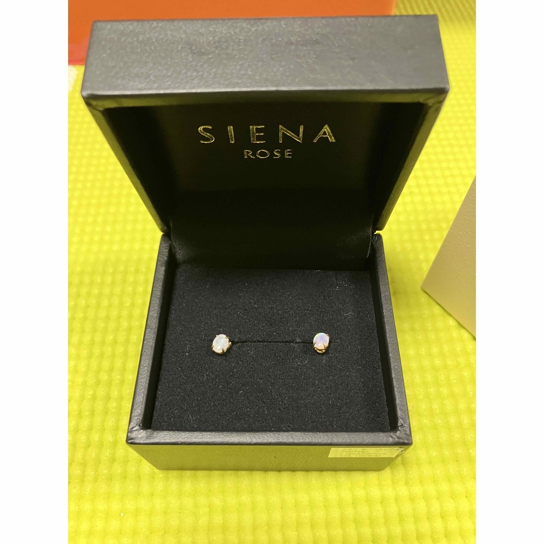 オパールピアス SIENA ROSE シエナロゼ