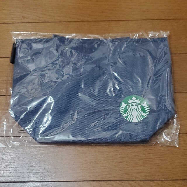 Starbucks Coffee(スターバックスコーヒー)のスタバ福袋2018 保冷ミニバッグ　未使用 インテリア/住まい/日用品のキッチン/食器(弁当用品)の商品写真