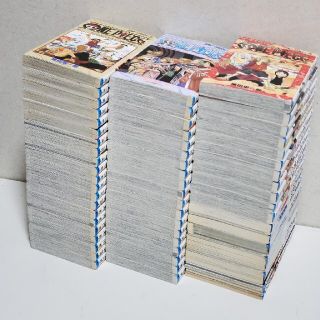 超豪華セット！ワンピース。107全巻。関連本43冊。特大ポスター。限定非売品。