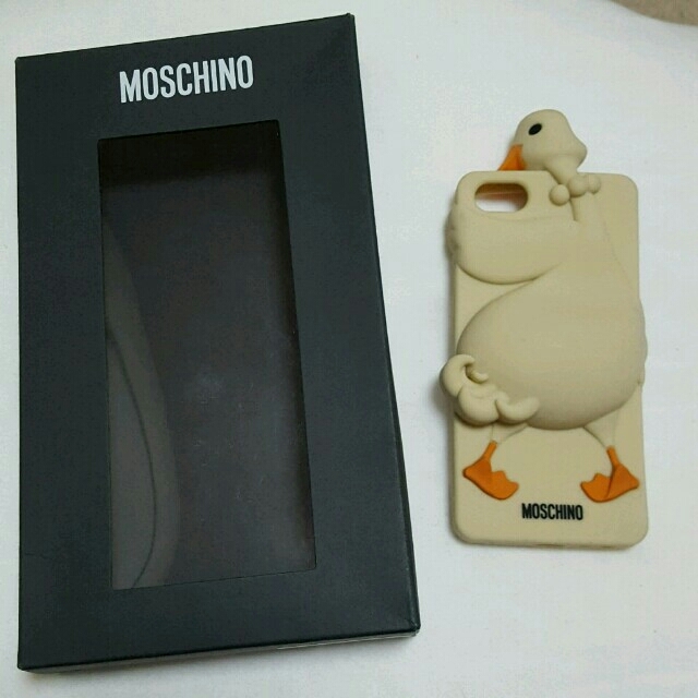 MOSCHINO(モスキーノ)の【新品】MOSCHINO/iPhone5s対応 スマホ/家電/カメラのスマホアクセサリー(iPhoneケース)の商品写真