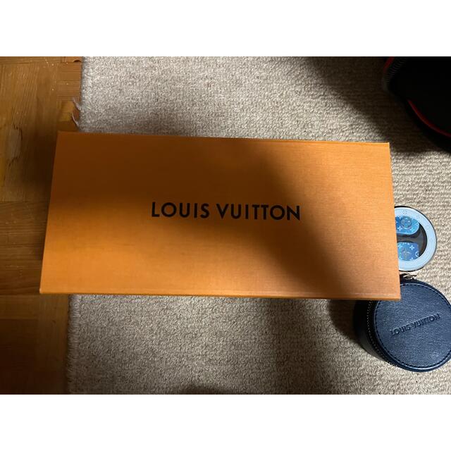 LOUIS VUITTON(ルイヴィトン)のルイヴィトン　ホライゾンイヤホン　ブルーグラディエント スマホ/家電/カメラのオーディオ機器(ヘッドフォン/イヤフォン)の商品写真