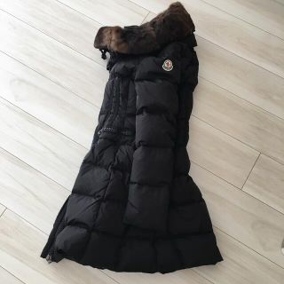 モンクレール(MONCLER)の希少 MONCLER ゴートファー ダウンコート 　ダウンジャケット(ダウンコート)