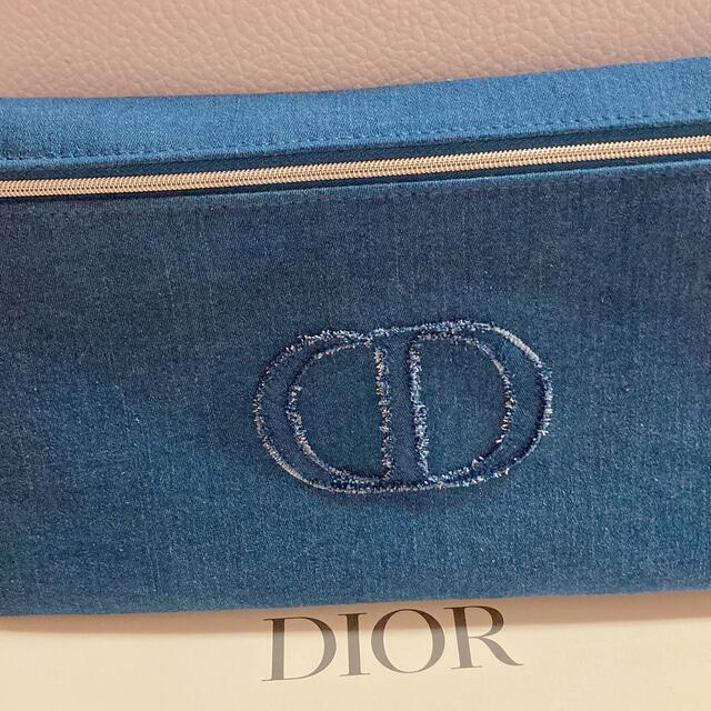Christian Dior(クリスチャンディオール)のクリスチャンディオール　ポーチ（新品未使用） レディースのファッション小物(ポーチ)の商品写真