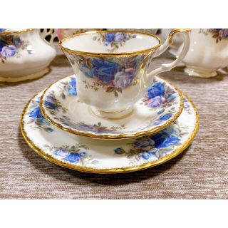 ロイヤルアルバート(ROYAL ALBERT)のロイヤルアルバート　ムーンライトローズ　トリオセット(食器)