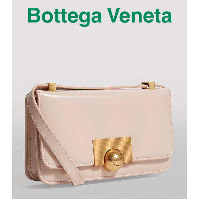 Bottega Veneta(ボッテガヴェネタ)のセール  ボッテガヴェネタ　ザ・クラシックバッグ　Mini Classic レディースのバッグ(ショルダーバッグ)の商品写真