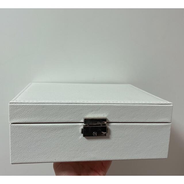 ジュエリーボックス　ホワイト インテリア/住まい/日用品のインテリア小物(小物入れ)の商品写真