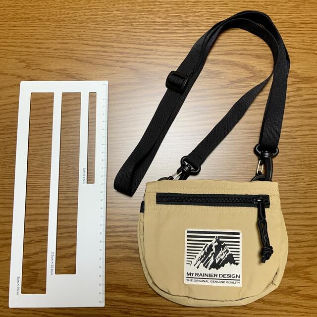マウントレイニアデザイン ウォレットポーチ メンズのバッグ(ショルダーバッグ)の商品写真