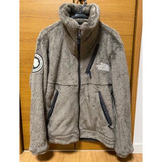 ザノースフェイス(THE NORTH FACE)のノースフェイス アンタークティカバーサロフトジャケット ワイマラナーブラウンL(ブルゾン)